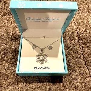 NWT Gianni Argento opal snowflake necklace with matching earrings